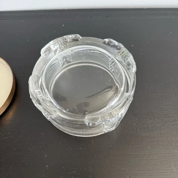 Vintage | Art Deco Round Glass Powder Jar with Metal Lid Enclosing Gold Tapestry - Picture 3 of 7